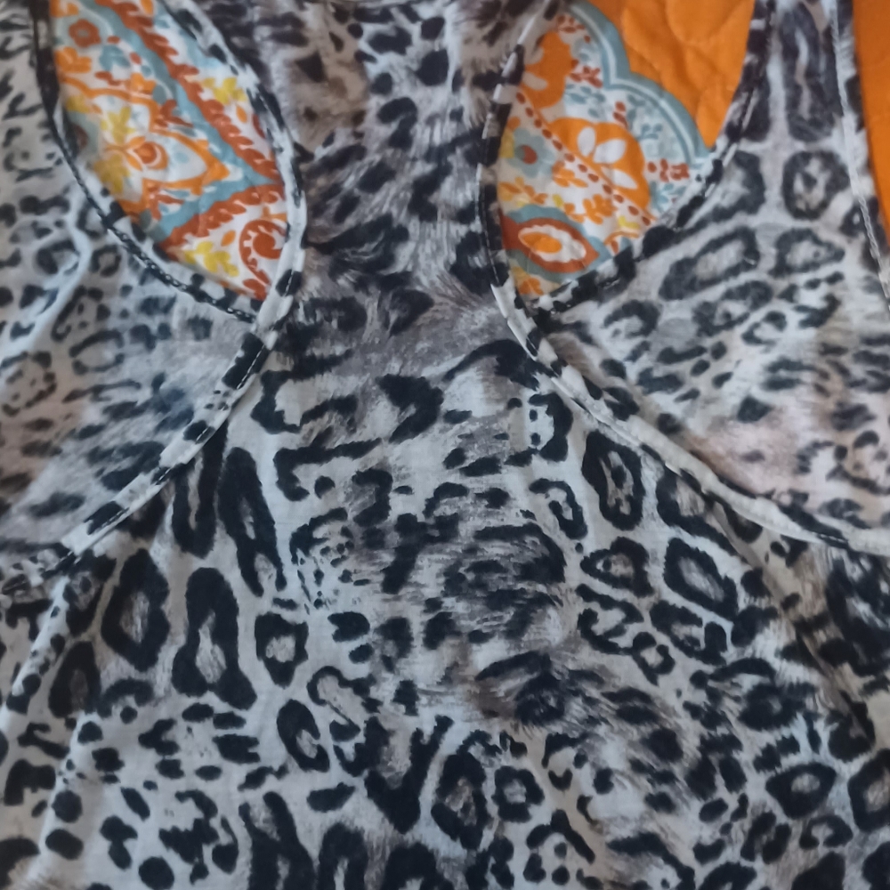 women's CHARLOTTE RUSSE LEOPARD TANK